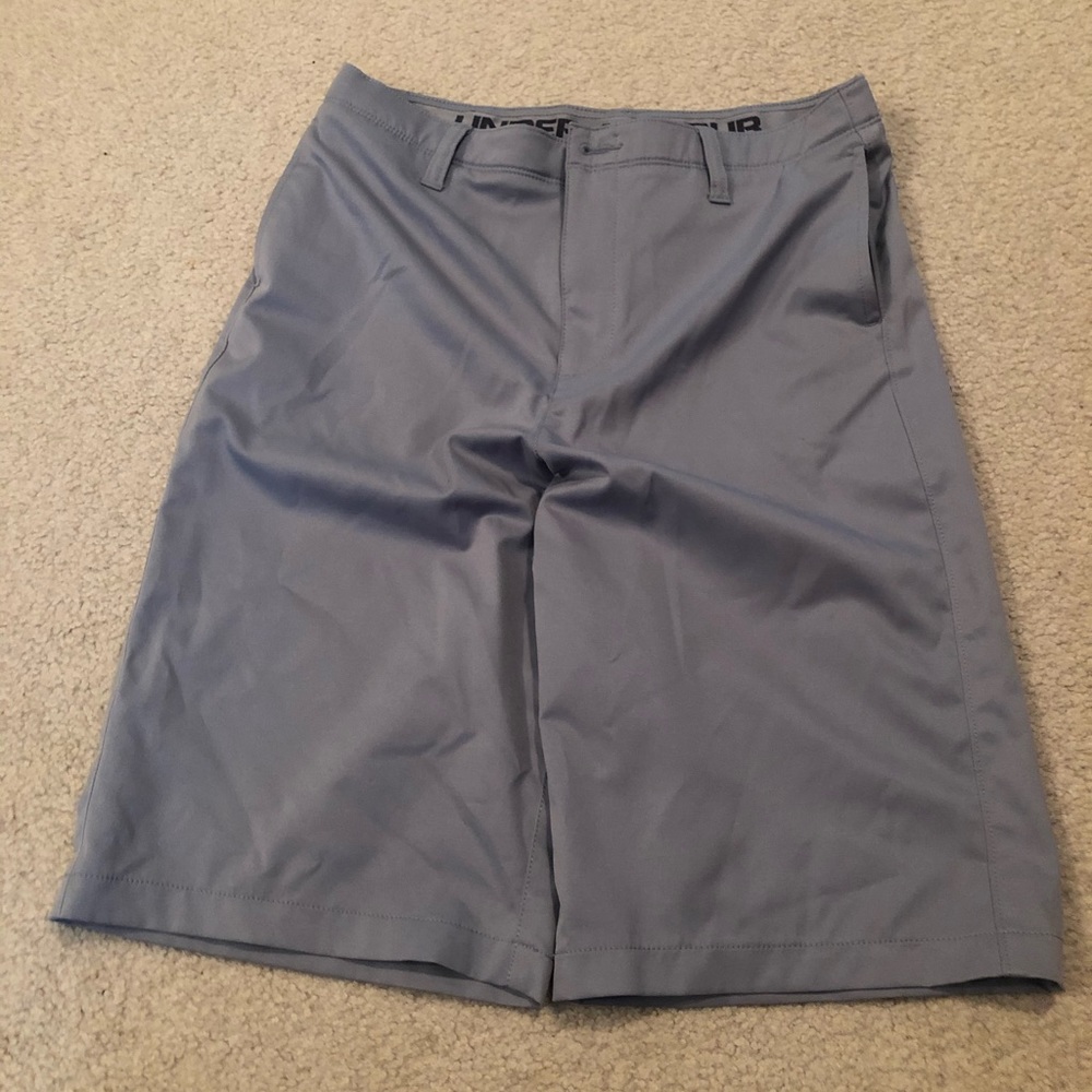 Boys UNDER ARMOUR golf shorts